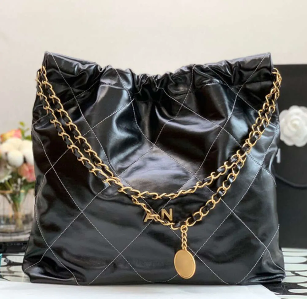 10A Mirror Quality Luxury designers bag Mini Bucket Bags 22 handbag 35cm shopping Calfskin Quilted Tote Black Purse Womens Shoulder Silver Chain Bag With Box 66