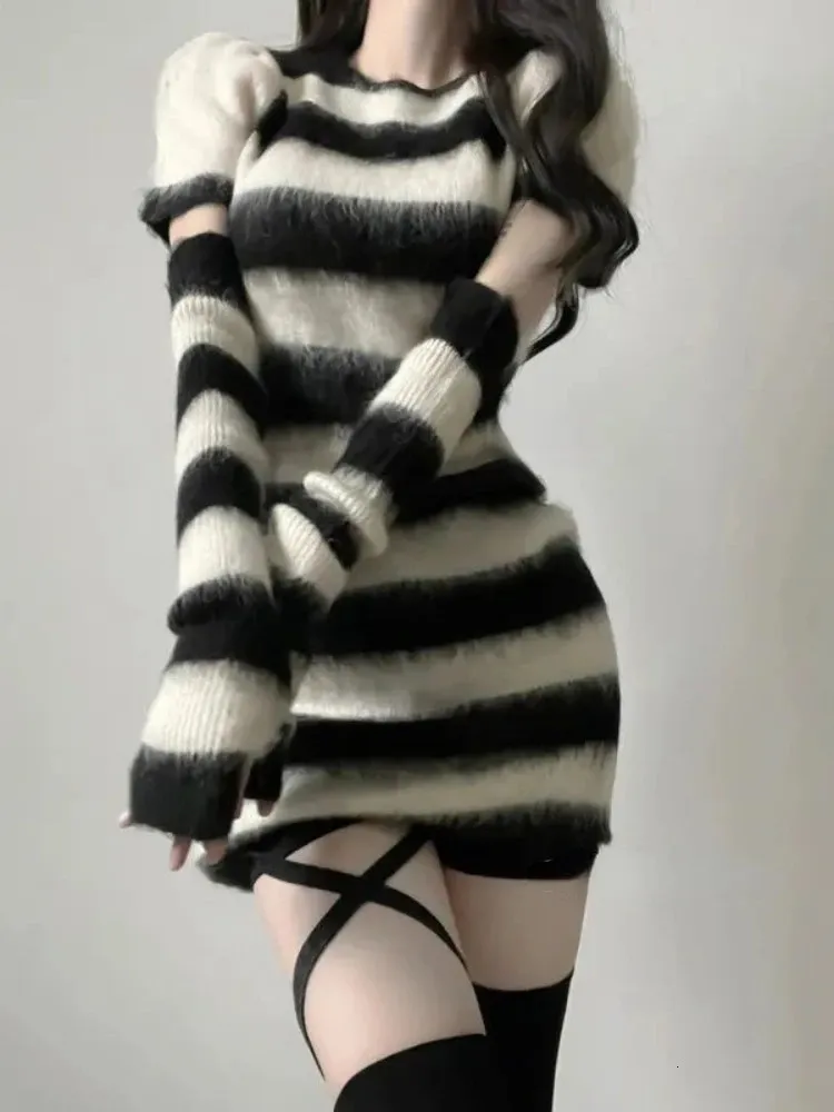 Robes sexy urbaines automne Y2k robe de soirée courte femmes mince moulante tricotée mini robe élégante robe à rayures design de mode coréen 231206