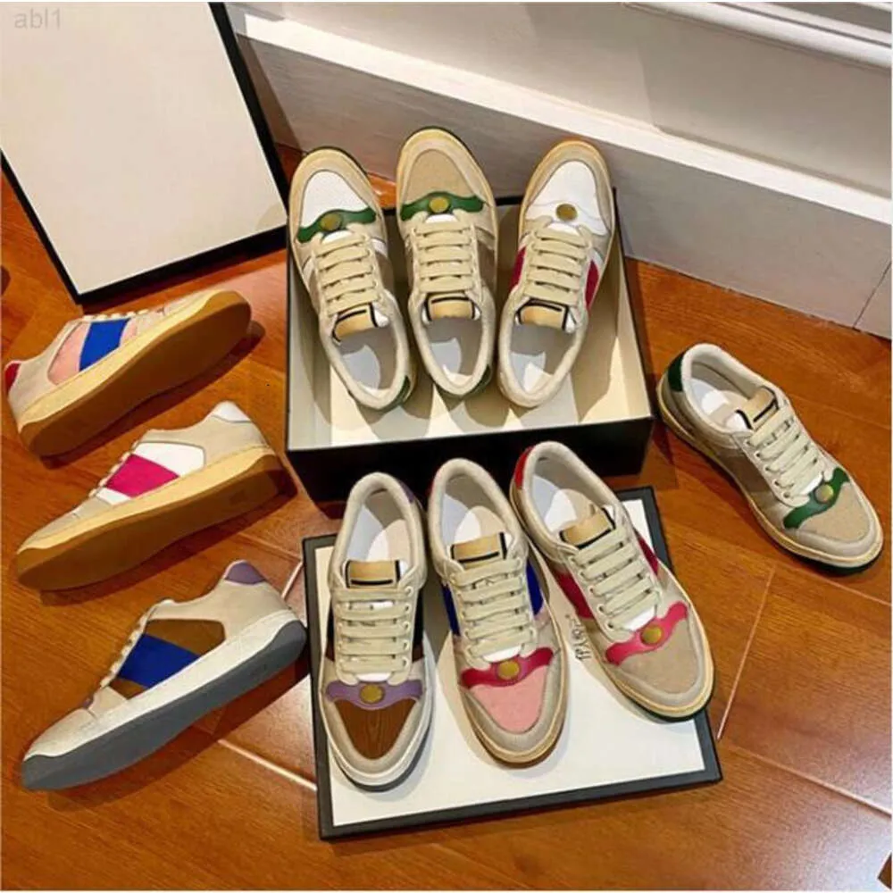 Top Screener Sneaker Beige Butter Dirty Leather Shoes Italy Vintage Red and Green Web Stripe Luxurys Designers Sneakers Rubber Sole Classic Casual Shoe