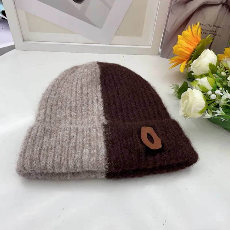 Gorros de diseñador para mujer, gorro de lana de invierno, versión coreana, gorro tejido cálido, Color retales, gorro para el frío, 2023 C