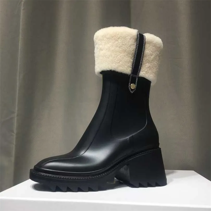 Hip Hochwertige Winterstiefel Damen Betty Stiefel PVC Gummi Beeled Plattform Kniehoher Hoher Regen Schneestiefel Schwarz Wasserdicht Gummistiefel Schuhe Outdoor Regenschuhe Hoch