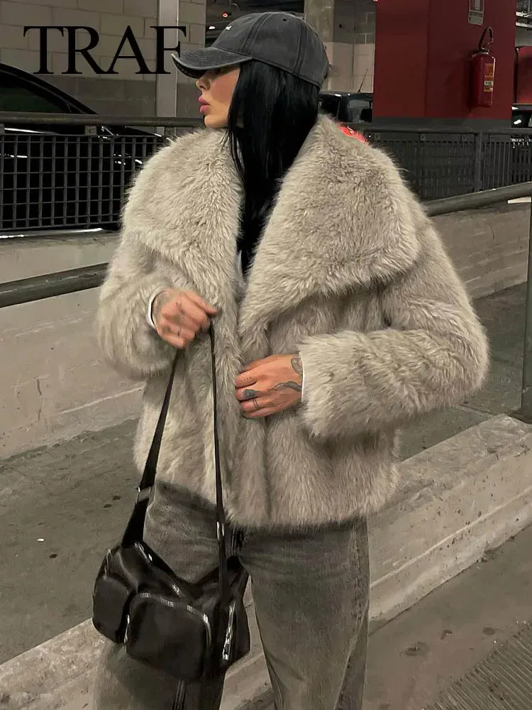 Fourrure femme Faux TRAF 2023 femme Vintage effet artificiel veste courte vêtements d'extérieur femme chaud manteau en peluche dame décontracté col à revers épais 231205
