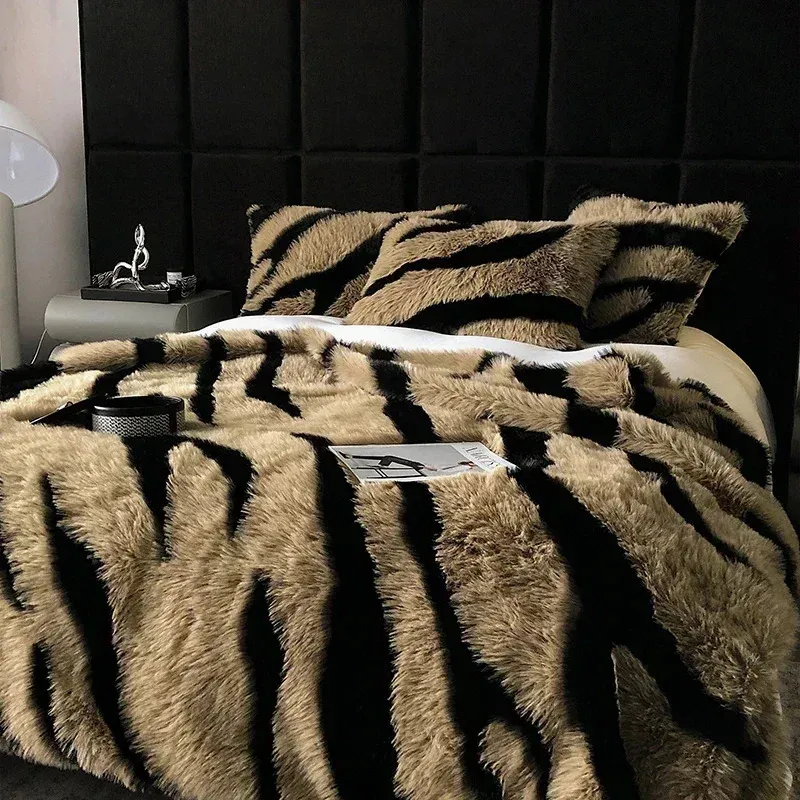 Filtar faux fu päls varm höst vinter filt hög end plysch super bekväm för säng soffa hög kvalitet viktad 231206