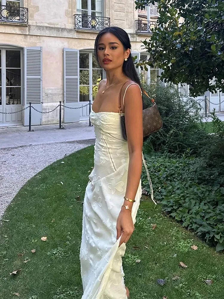 a-line/princess paillette tulle v-neck floor-length sleeveless dresses A-Line/Princess Applique Tulle Sleeveless V-neck Sweep Train Dresses US6 / Custom Color main image 1