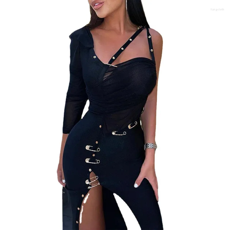 Casual Dresses Stylish Lady Black Sexy Club Dress 2023 Autumn Women Long Sleeve One Shoulder Pin Button Bodycon SLIT Oregelbundet Midi Party