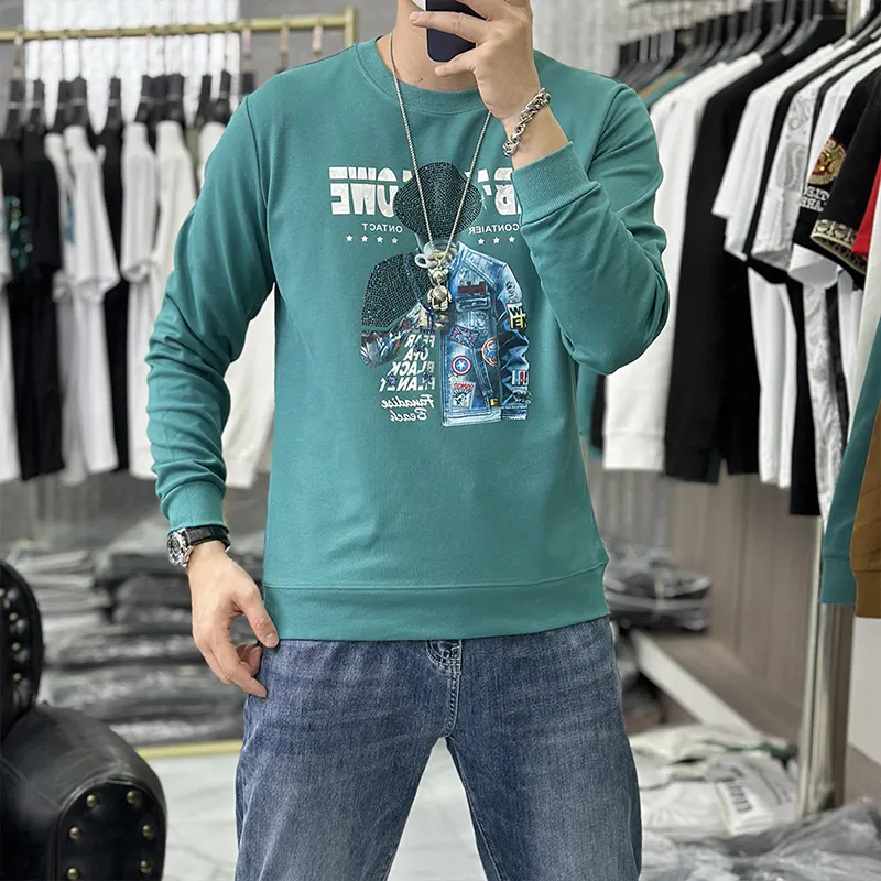 Kazak erkek yuvarlak boyun moda sıcak elmas figür ince fit uzun kollu t-shirt kazak kış yeni moda baskılı kapüşonlu erkek giyim