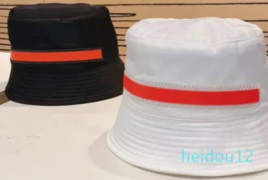 Designer Hat Bucket Proste modny włoski styl uliczny klasyczny styl szerokie brzęczenie ozdobione czerwoną wstążką BU