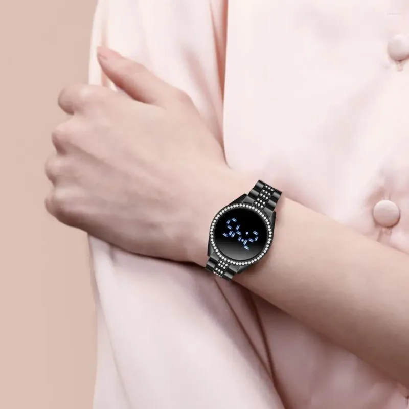 Orologio con shop schermo grande