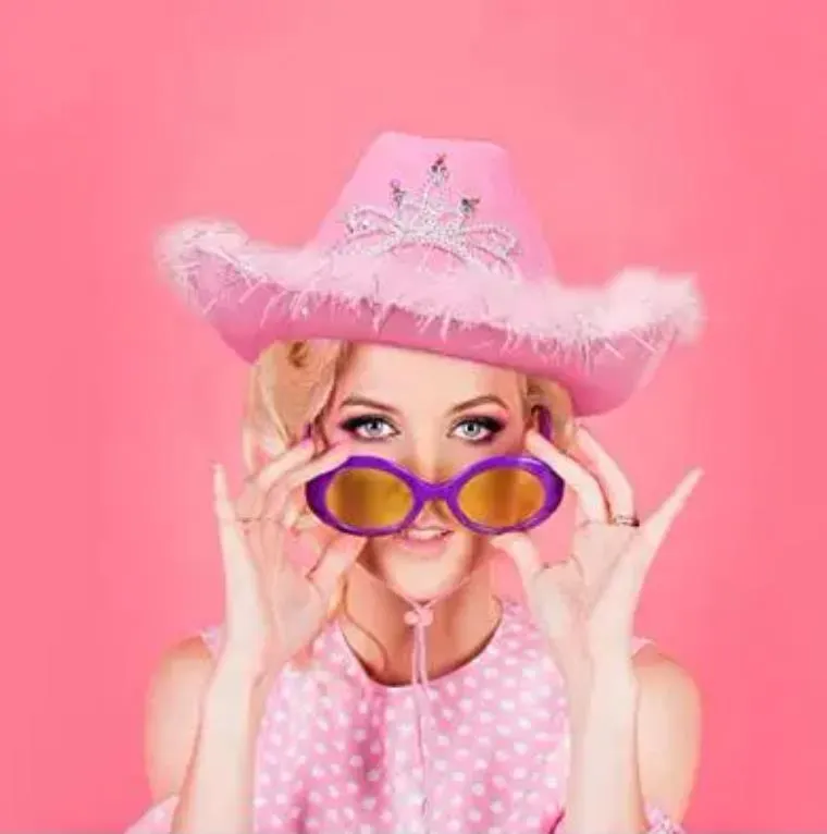 Chapeaux roses d'Halloween pour femmes, garniture en fourrure de cow-girl, casquette de cowboy moelleuse, chapeau à paillettes Preppy, accessoire de Costume de carnaval pour vêtements de fête, couronne de chapeau de cowboy occidental