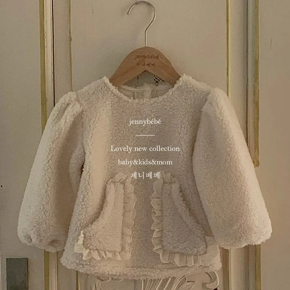 Jackets Adorable born Baby Girls Lace Coat Thick Velvet Long Sleeve Infant Blouse Warm Children Outwear Xmas Clothes 231207