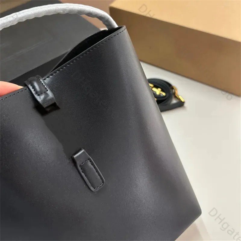 Mens luxury leather clearance bags
