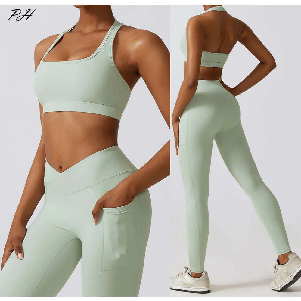 2024 lu lu lemon Outfits Nude Align Set Gym Sport Yoga Sexy Halter Beauty Back Sport Yoga Bra Cross V Waist Leggings Comfort Running Leisure Sport Yoga