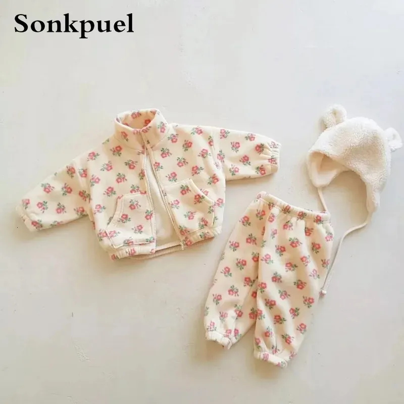Conjuntos de roupas outono inverno menino menina bebê gola floral camisas de lã conjunto crianças sólidas mais veludo grosso algodão quente tops calças 2pcs 231207