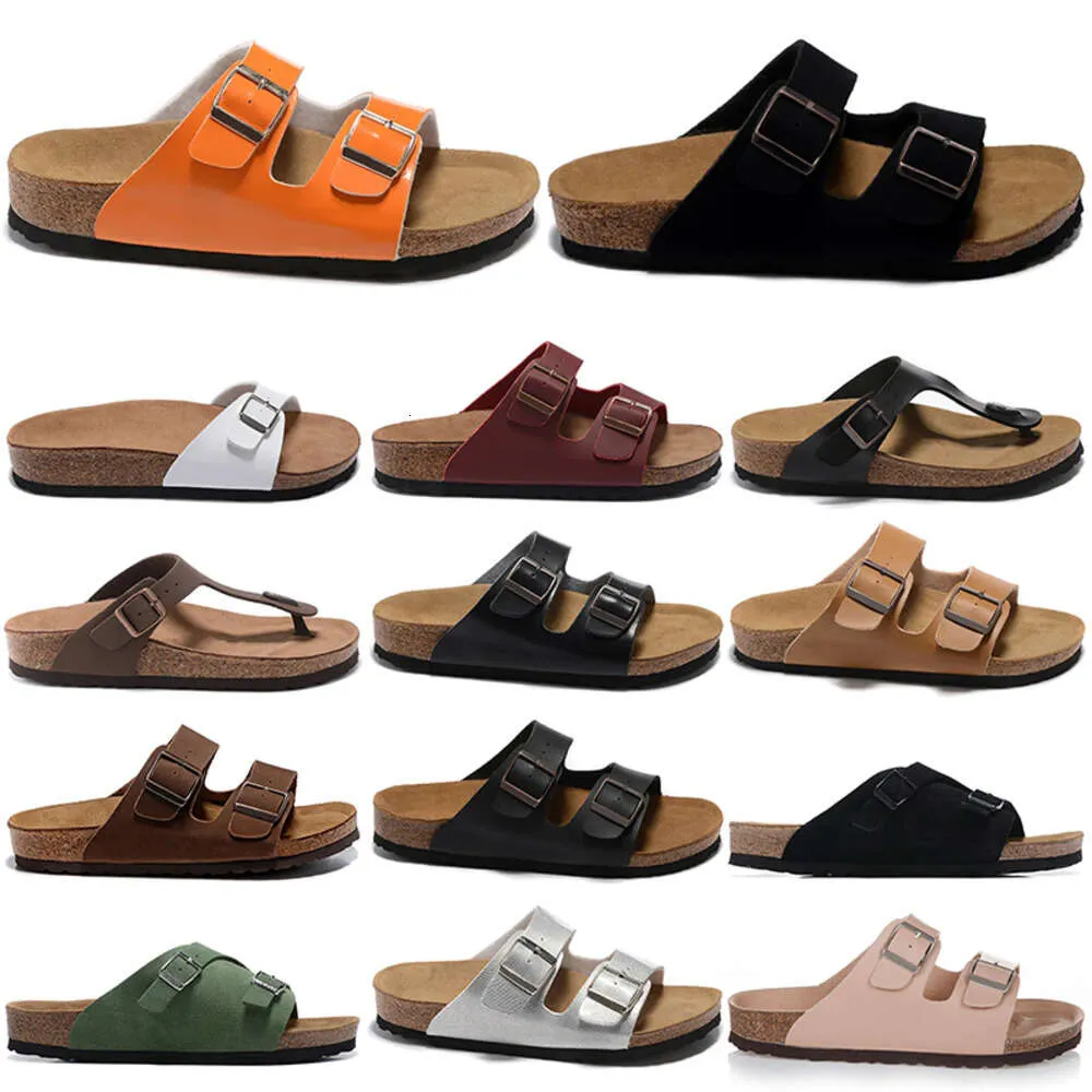 2024 OG Sandales de créateurs originales Pantoufles pour hommes Beach Hotel Indoor Tongs sabots Birks Boston Clog Boston Mules Pantoufles en bois Femmes 8831ess