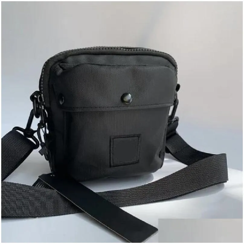 Men Single Shoulder Crossbody Small multi-function Bag Cell Phone Bag Single Lens Tote Bag Chest Packs Waist Bags Black