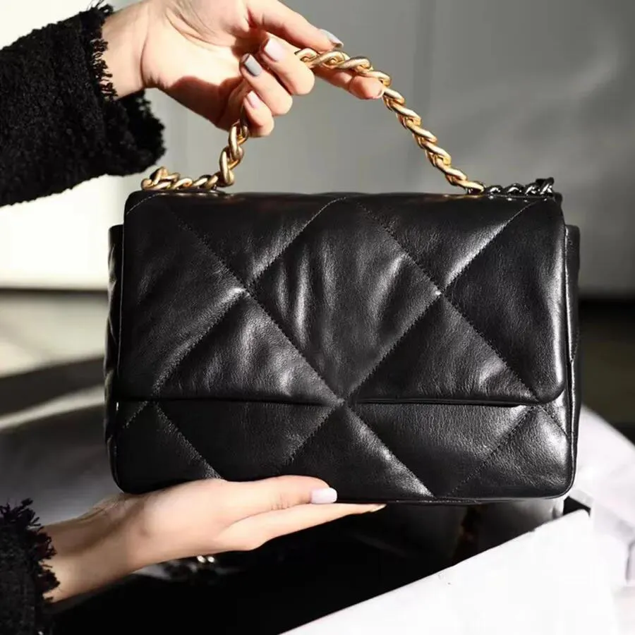 Ladies bag trend 2019 sales