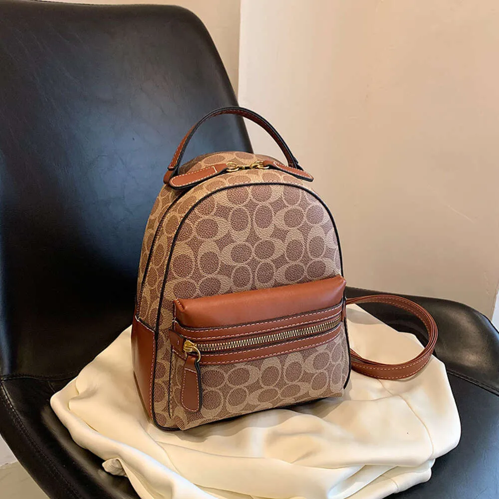 Trendy 2025 back bags