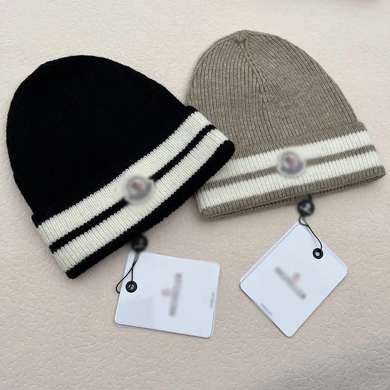 Moda Hombres Mujeres Diseñador Sombrero sin ala Lana Gorro de punto a rayas Gorro Calle Gorro de invierno