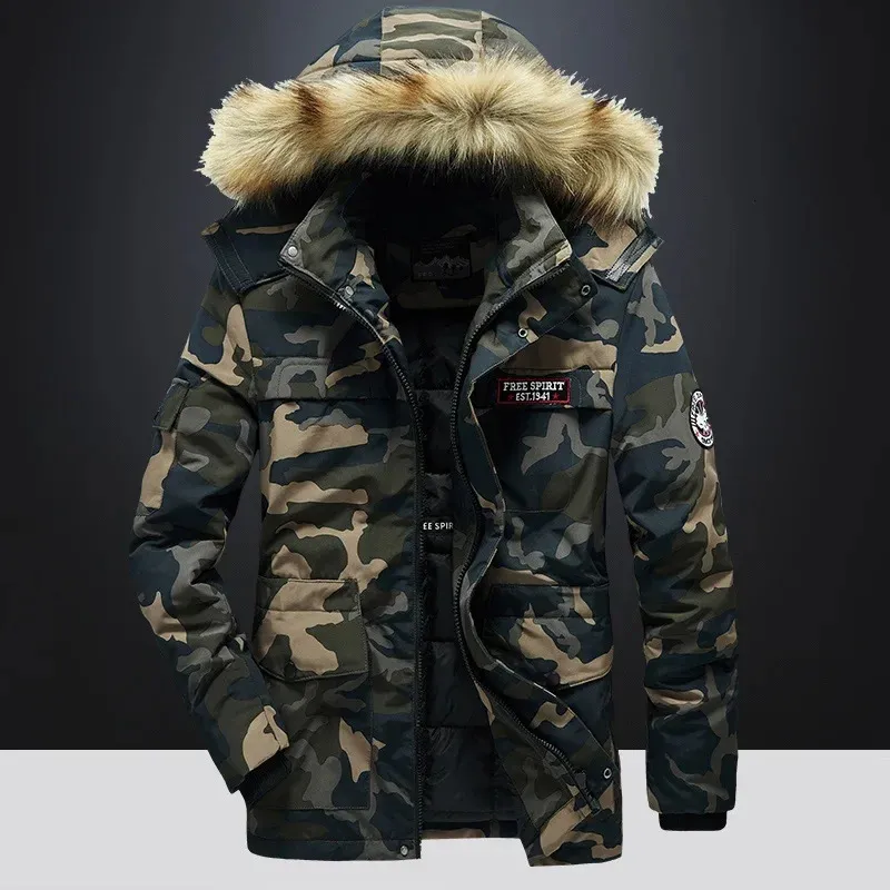 Męskie kurtki do zimowego ładunku wojskowego zamek błyskawiczny w kamuflażu kurtka Mężczyźni gęste ciepłe parkas futra z kapturem ubrania moda mody 4xl 5xl płaszcz 231207