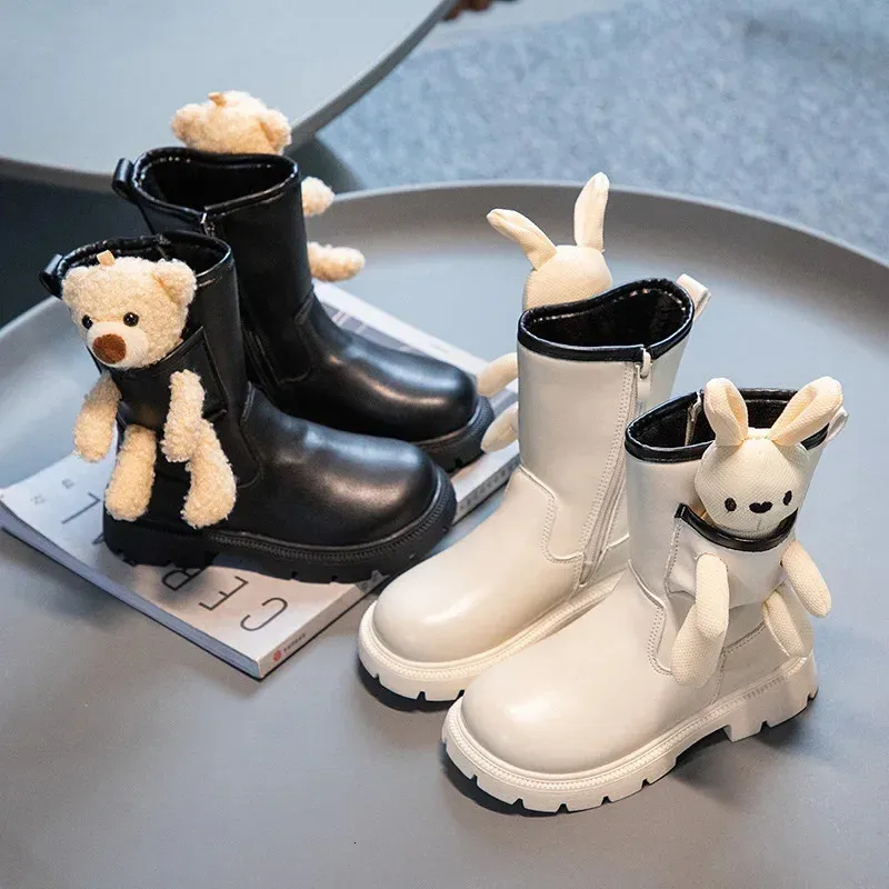 Botas 2023 Otoño e invierno Zapatos para niños para niña Linda caricatura 3D Oso Conejo Muñeca Niño Moda Princesa Cuero 231207