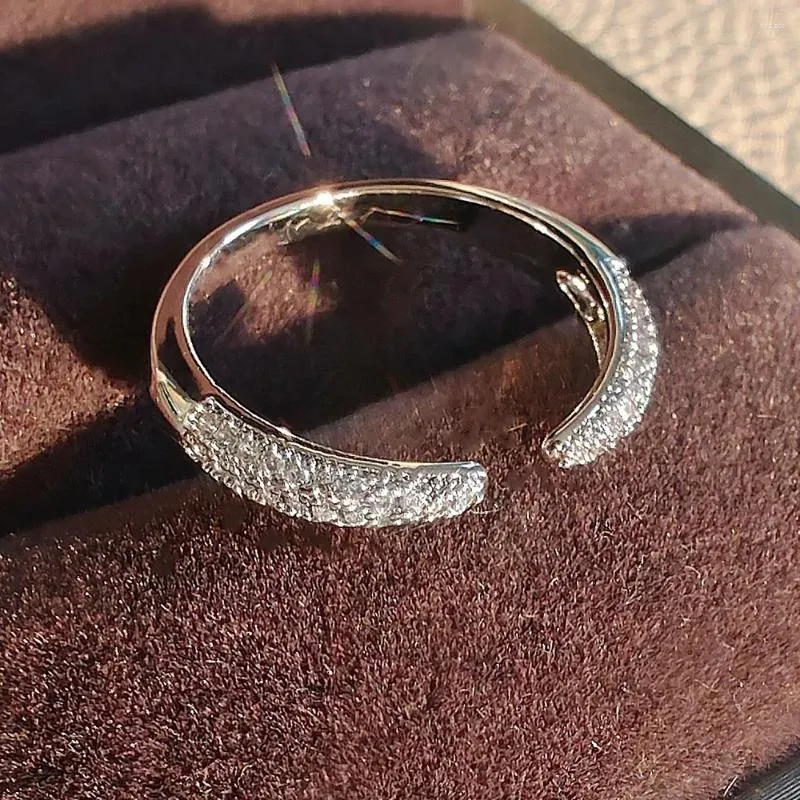 Cluster Ringe 2023 Luxus Oval Designer Verlobungsring für Frauen Dame Jahrestag Geschenk Schmuck Bulk Verkauf R234