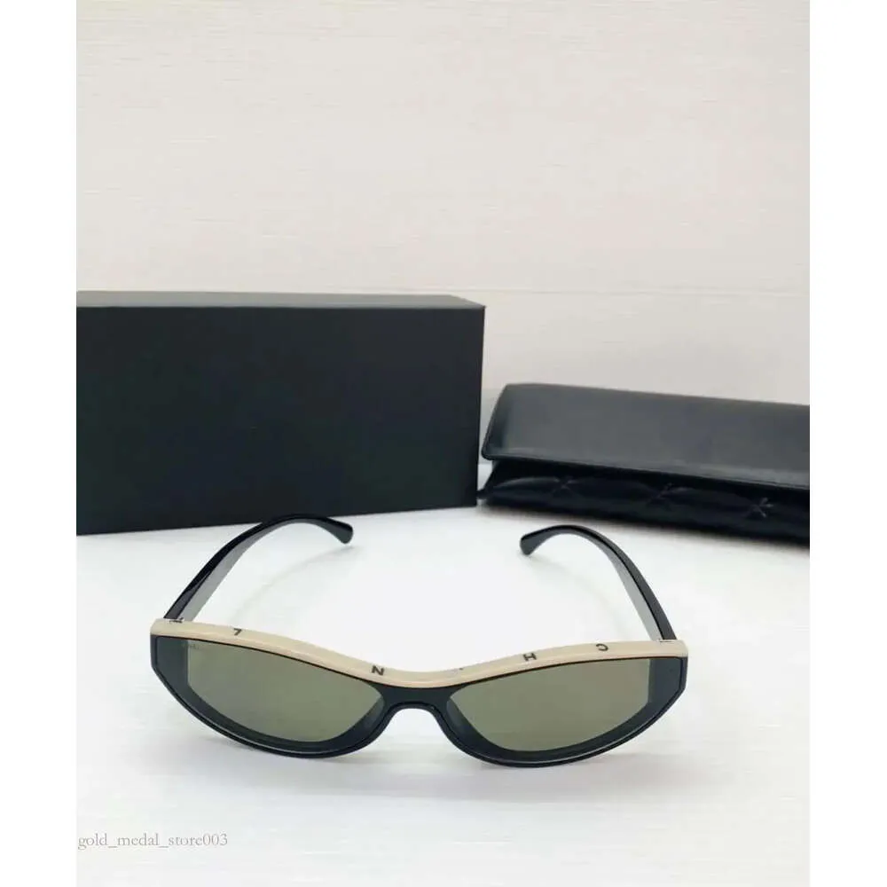Channel de qualité supérieure 5436 Cat Eye Sunglasses For Women Designer Sunglasses Fashion Outdoor Timeless 785