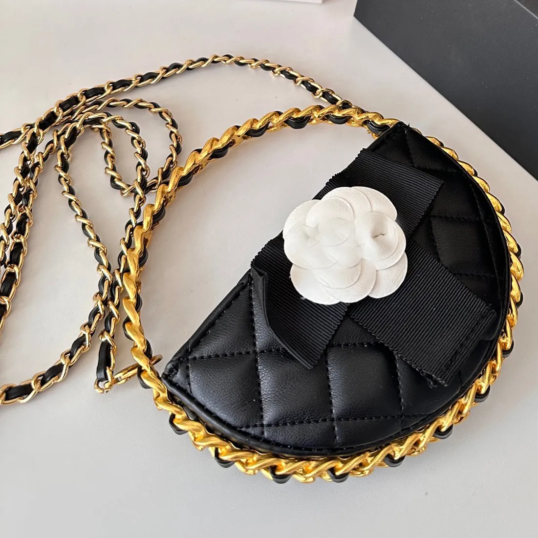 24c Designer Camellia Crossbody Bag worka luksusowa torba na torbę na panelu panelu przenośna torba na ramię Mini telefoniczne torba do makijażu metalowa rama torba diamentowa krat