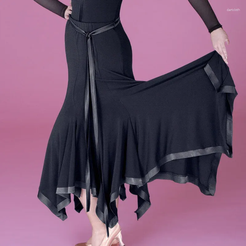 Stage Wear National Standard Dance Vendant une robe de performance de pratique moderne Swing irrégulier avec ceinture et demi-jupe