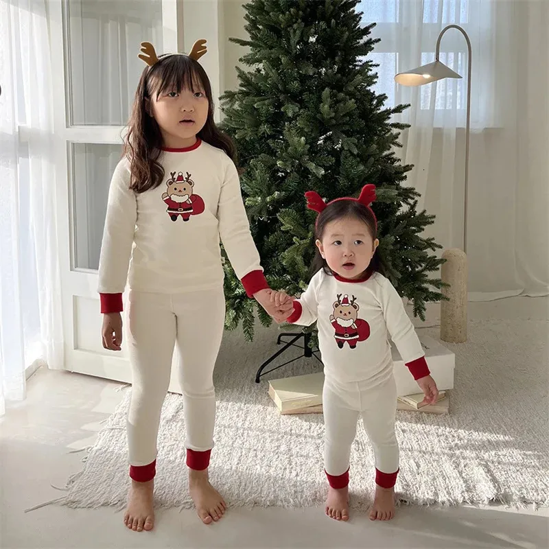 Ensembles de vêtements Noël né bébé vêtements garçons filles enfants ensemble coton à manches longues dessin animé père noël imprimer costume pour enfants pyjamas 231207