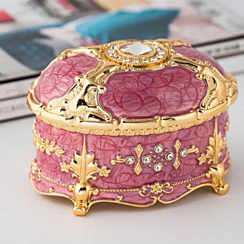 Vintage Zinc Alloy Jewelry Box Compact Home Storage For Rings