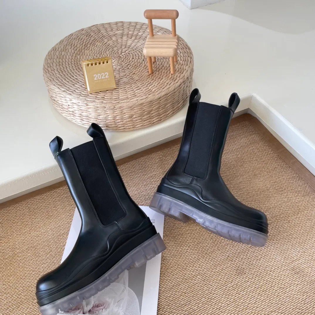 Bottes Martinin à plateforme pour femmes, bottines Chelsea en cuir, rehaussantes et amincissantes, fumées, grande taille, nouvelle collection 2023