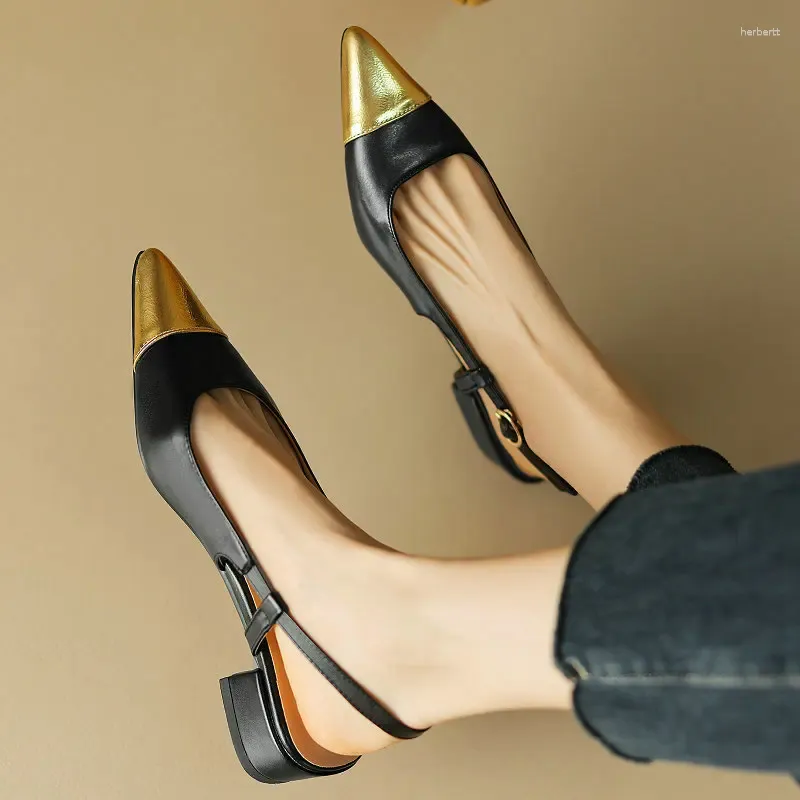 Sandalen Gold Spitze Zehen Frauen Designer Schuhe Sommer Slingbacks Mischfarbe Quadratische klobige niedrige Absätze Samll Größe 33