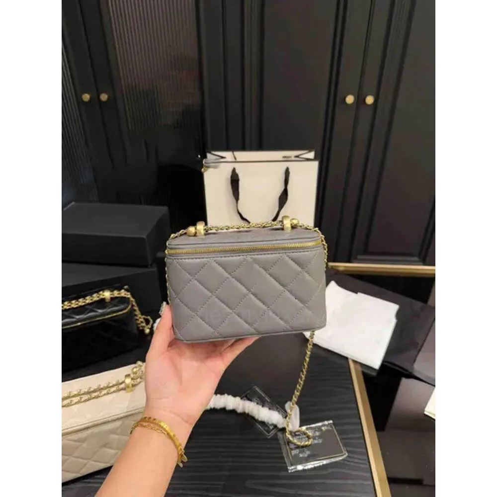 designer Luxury bag box bags women chain crossbody bag fashion chaneel double golden ball designer shoulder bags mini banquet purse 7OHZ