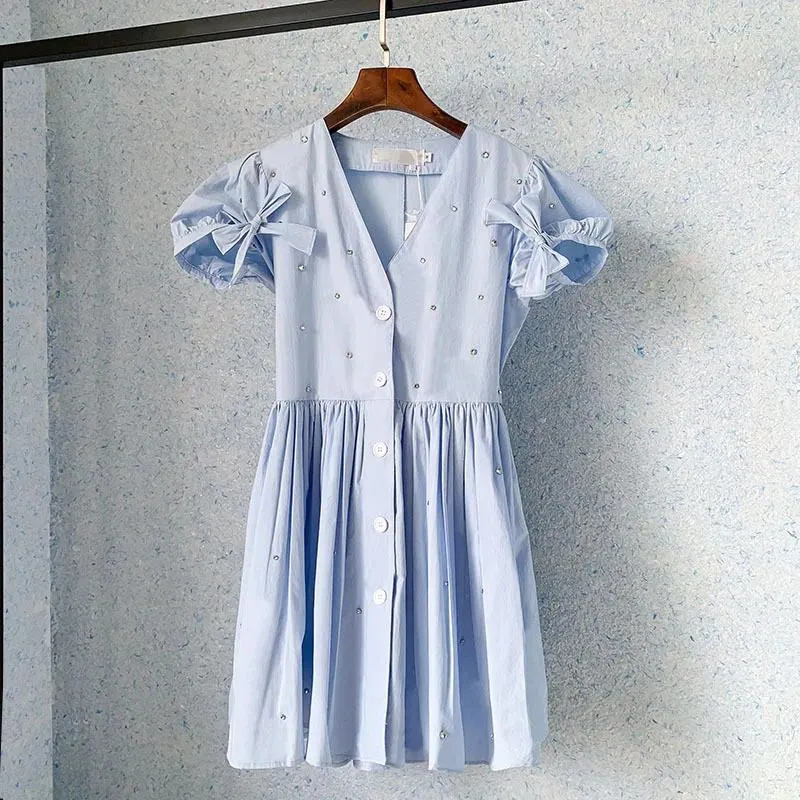 Vestidos de festa luxo v-pescoço puff manga curta vestido elegante diamante frisado algodão arco azul mini mulheres 2023 roupas de verão