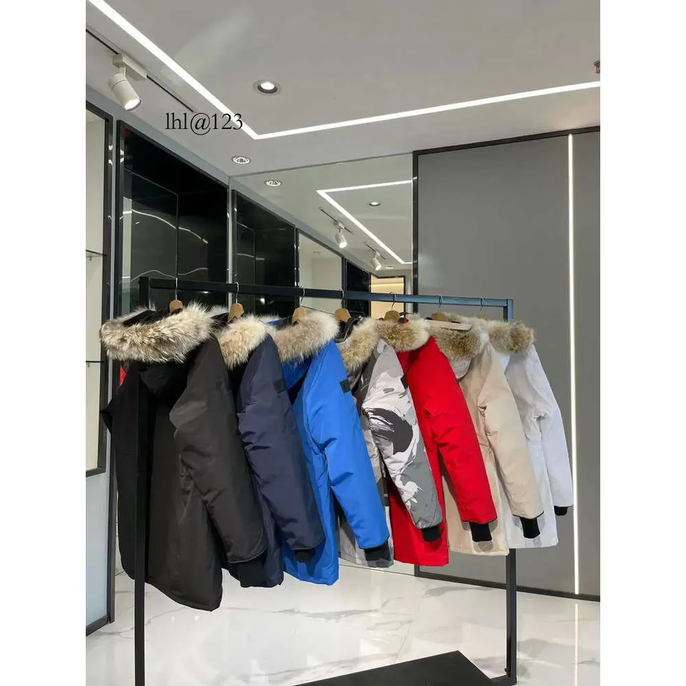 2023 Men's Jackets Winter Cotton Women's Parka Coats Fhion Outdoor Windbreakers Couples Thickened Warm Custom Designer C B Wholesale 2 Pieces 10% Dicount