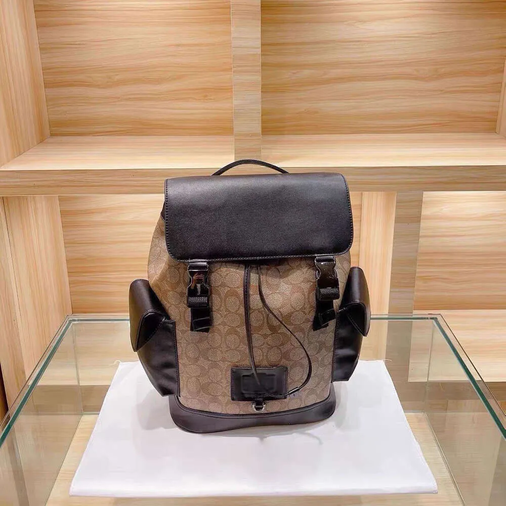 Coach ranger backpack in colorblock chupete signature canvas