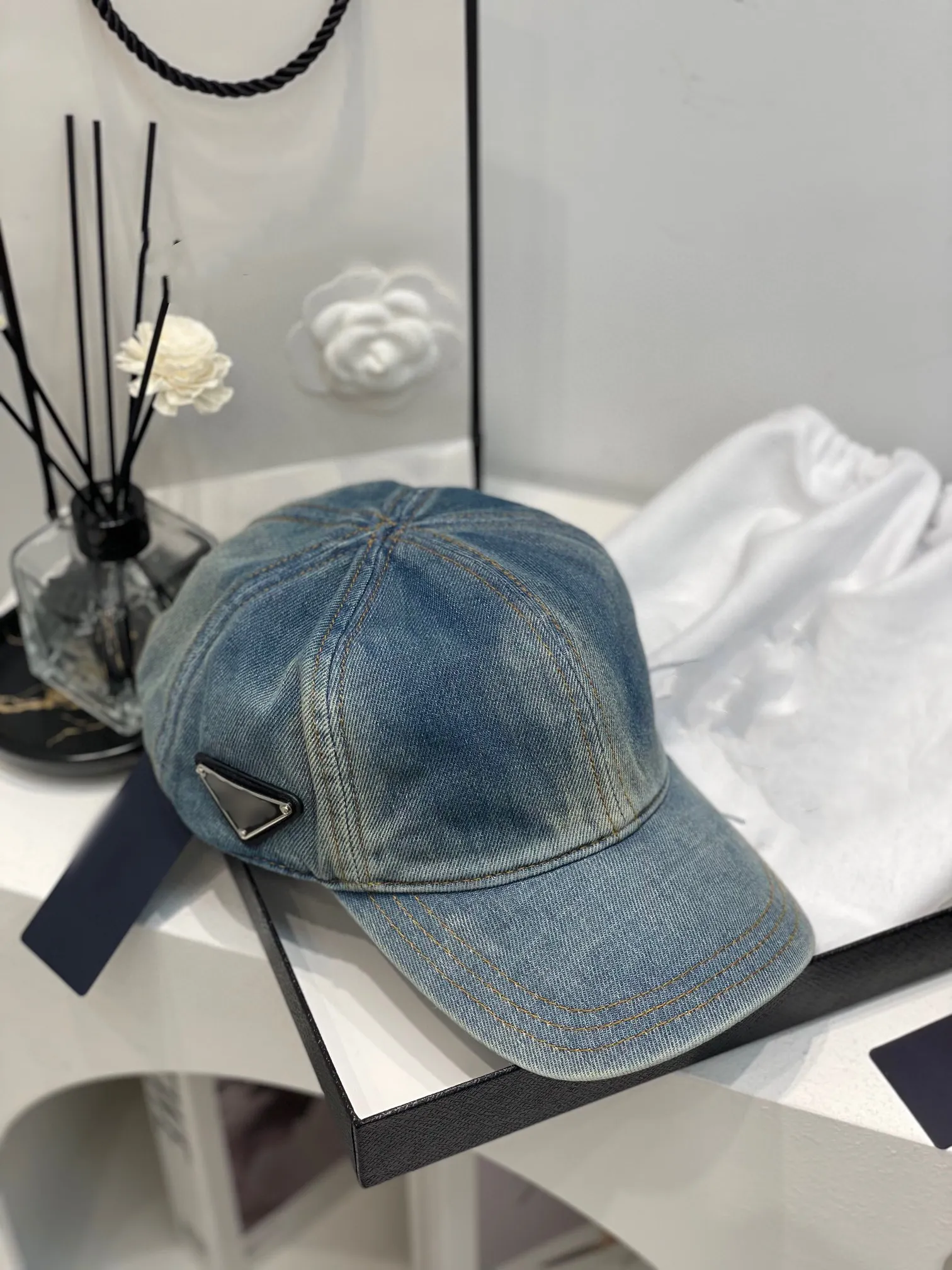 Moda uomo di lusso designer berretto da baseball triangolo stampato moda donna casual snapback cupola blu denim lusso mens designer berretti streetwear
