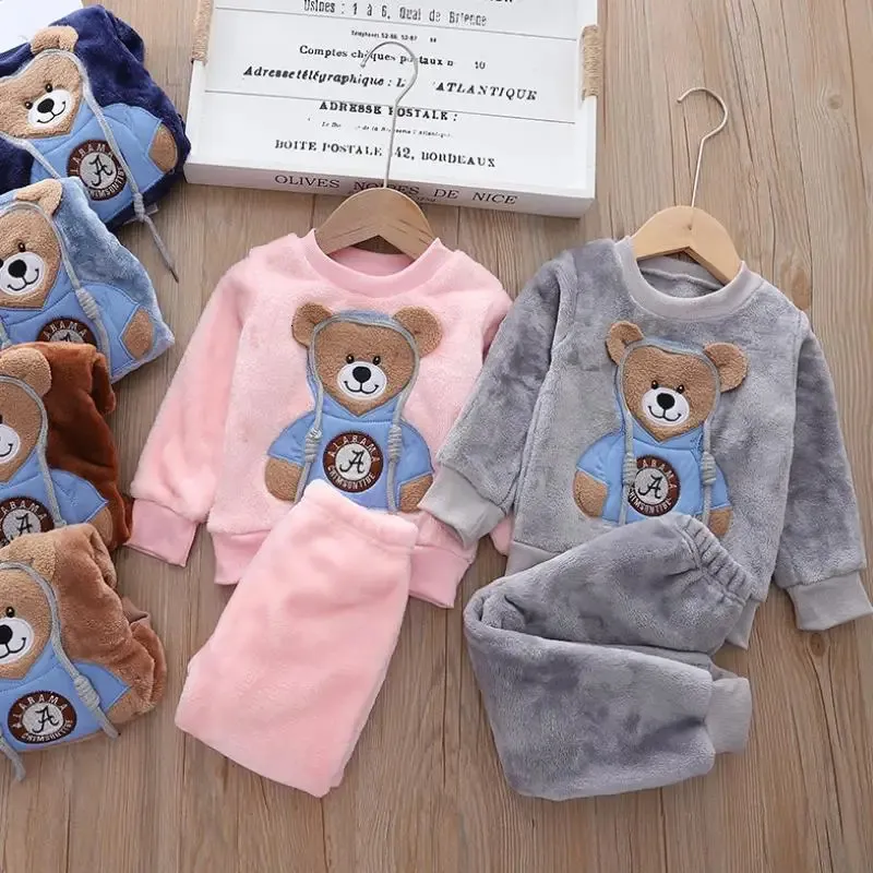 Pigiama Autunno Inverno Ragazzo Ragazza Vestiti Pigiama Set Flanella spessa Bambino Bambino Caldo Cartoon Orso Indumenti da notte Bambini Abito da casa 05Y 231207