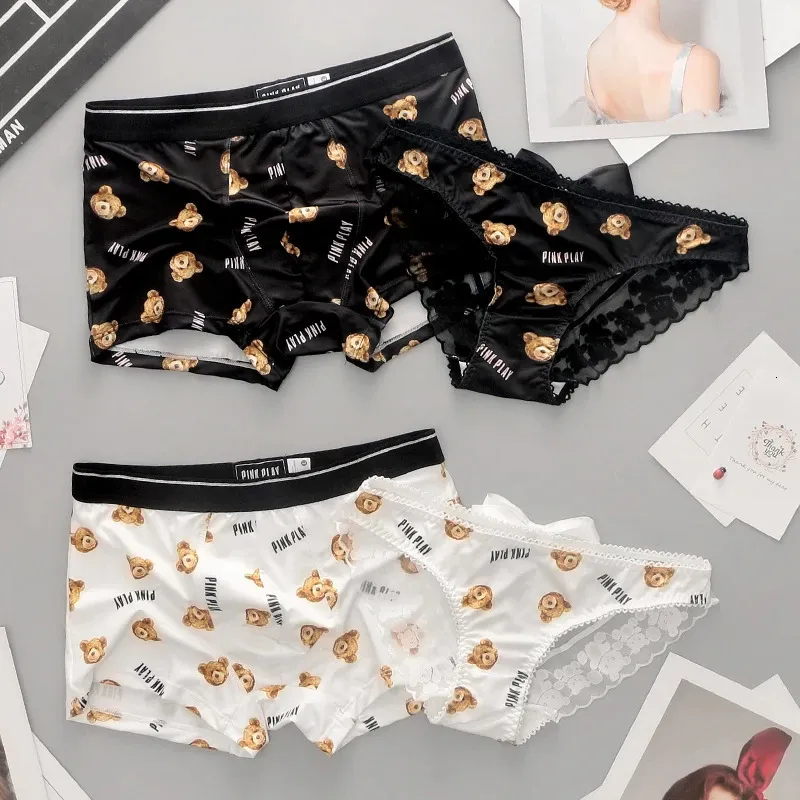 Mutandine da donna Coppia Set Pizzo sexy Tessuti di seta di ghiaccio Intimo Boxer da uomo Cartoon Bear Stampa set Slip 1 PZ 231207