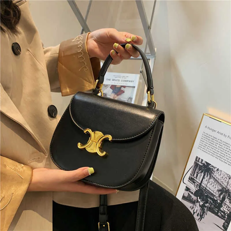 Legal Copy Deisgner Celins's Bags Online Shop Hong Kong Triumphal Arch äkta läderväska 2023 Ny vår/sommar high-end crossbody för kvinnors sadel