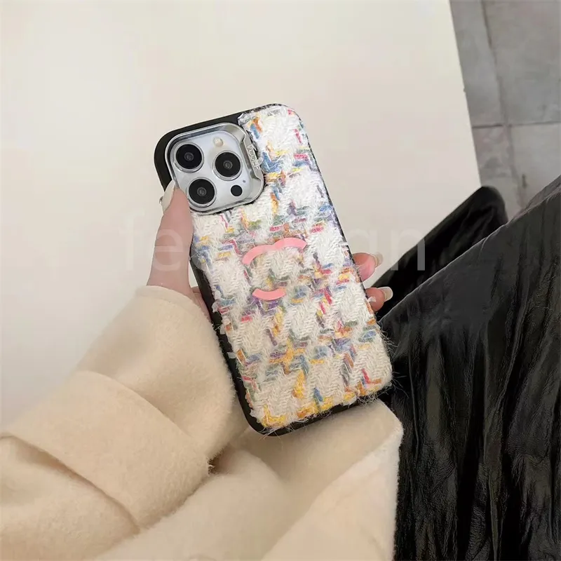 Designer Apple 15 Promax Phone Case Autumn Winter Velvet Plaid Design Phone Cover Fitted For 14 13 Pro Fall Prevention Cellphone Cases