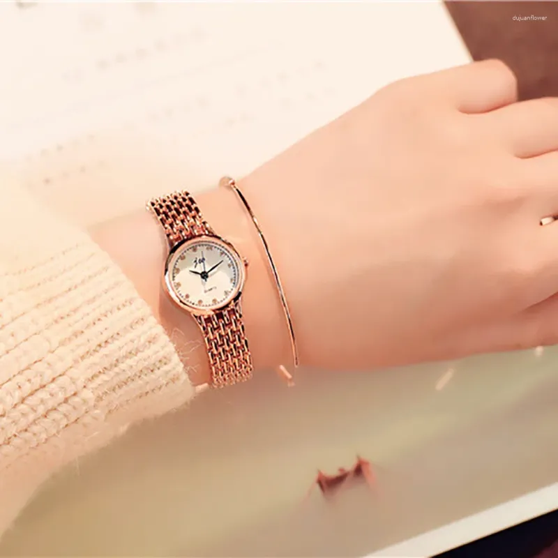 Zegarek na rękę kwarcowy kwarc na rękę Kobiety Analogowa nadgarstka Mała tarcza delikatna bransoletka zegarek luksusowe zegarki biznesowe Montres femmes reloJ
