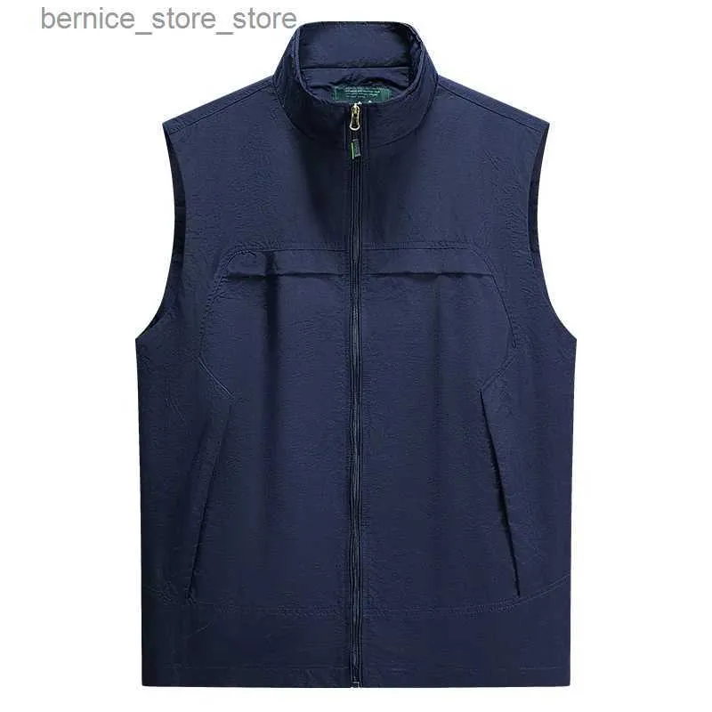 Gilet da uomo estivo traspirante nuovi uomini tattico escursionismo gilet da pesca mens fotografo gilet maglia cargo senza maniche giacca strumento gilet 5XL Q231208