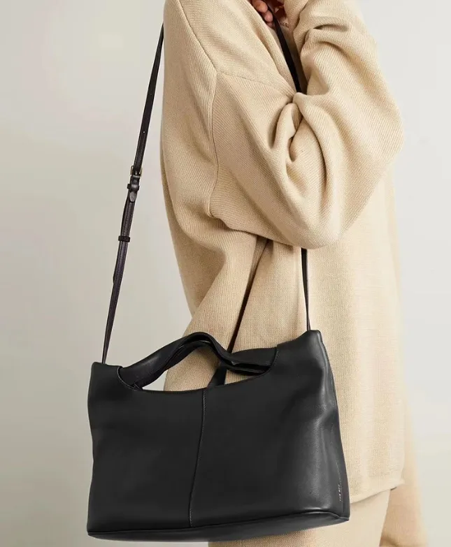 Zakelijke handtassen voor dames Luxe designer handtas Pure kleur Schoudertassen met grote capaciteit Crossbody-tassen met merklogo aan de bovenkant