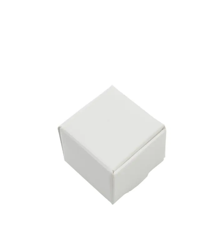 50pcslot 4425cm White Kraft Paper smycken Kartong Papperspappers Kartong Godis Butiker Lagring Box Decor Party Box4137632
