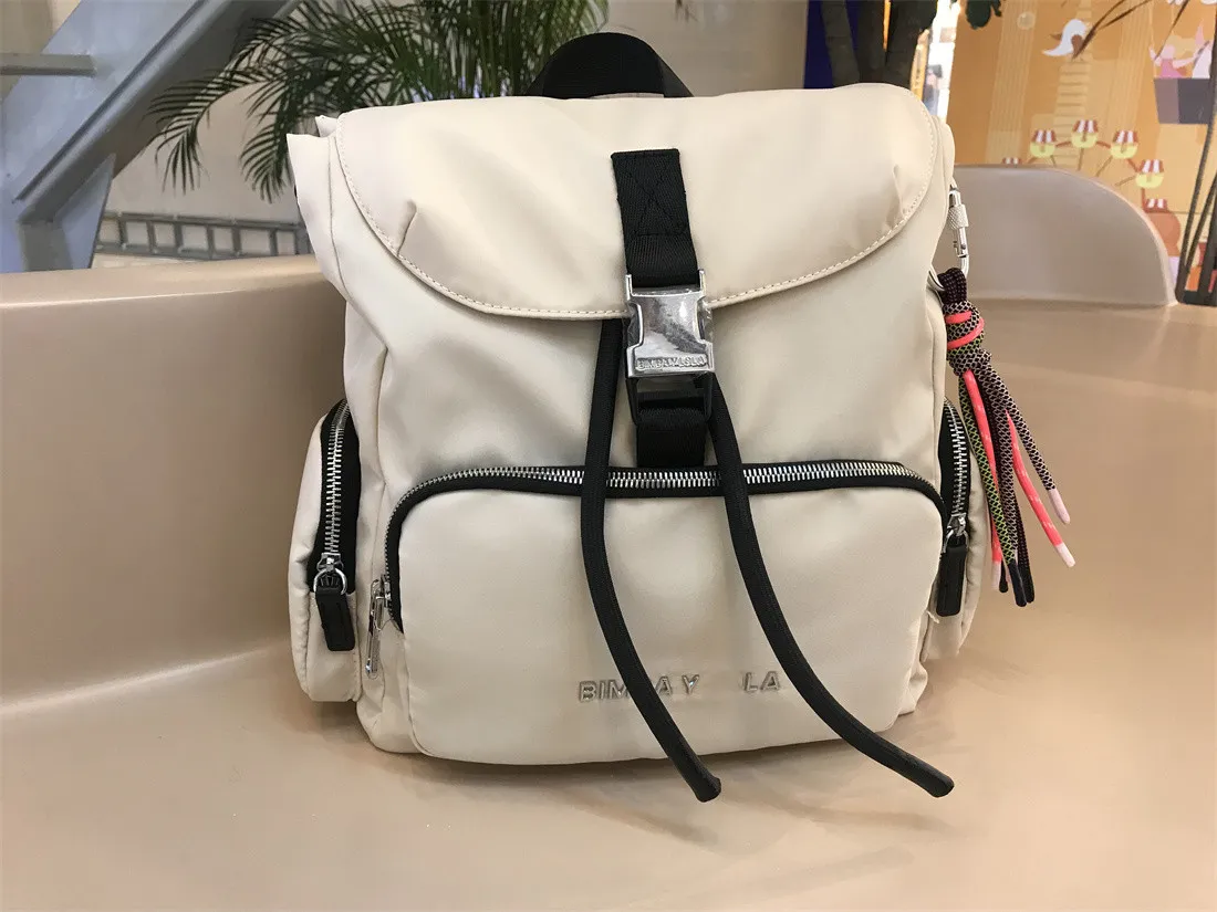 NY SPANIEN BIMBA Y LOLA BAG 2023 Ny modepackbagkamera designmodell axelväska