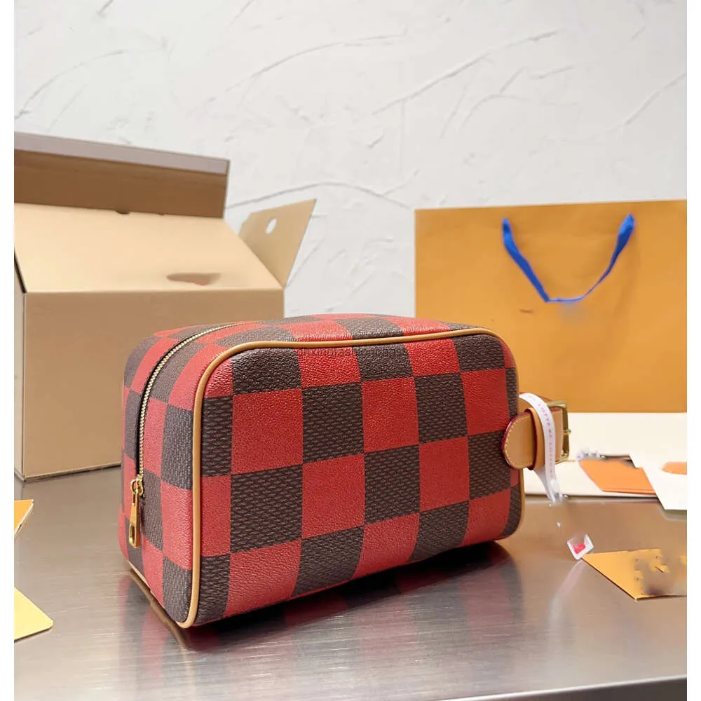 Luis Vuittons Högsta LVITY DESIGNER LVSE LOUISEVIUTIONBAG Quality Designer Luxurys 25cm Handväskor Makeup Bag Cosmetic Bags Classic Checkerboard Checker Leather Leather