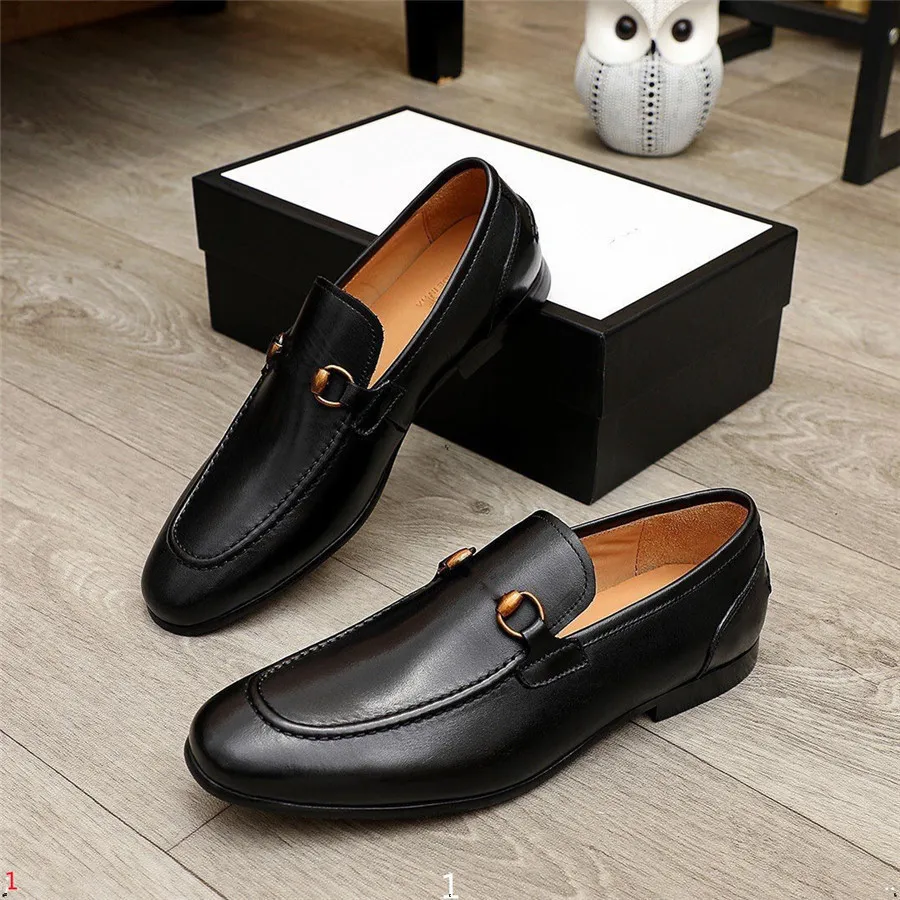 26 modos, zapatos de cuero genuino hechos a mano a la moda para hombre, zapatos de vestir de noche de boda de diseñador con estampado de lujo, zapatos Oxford de alta calidad