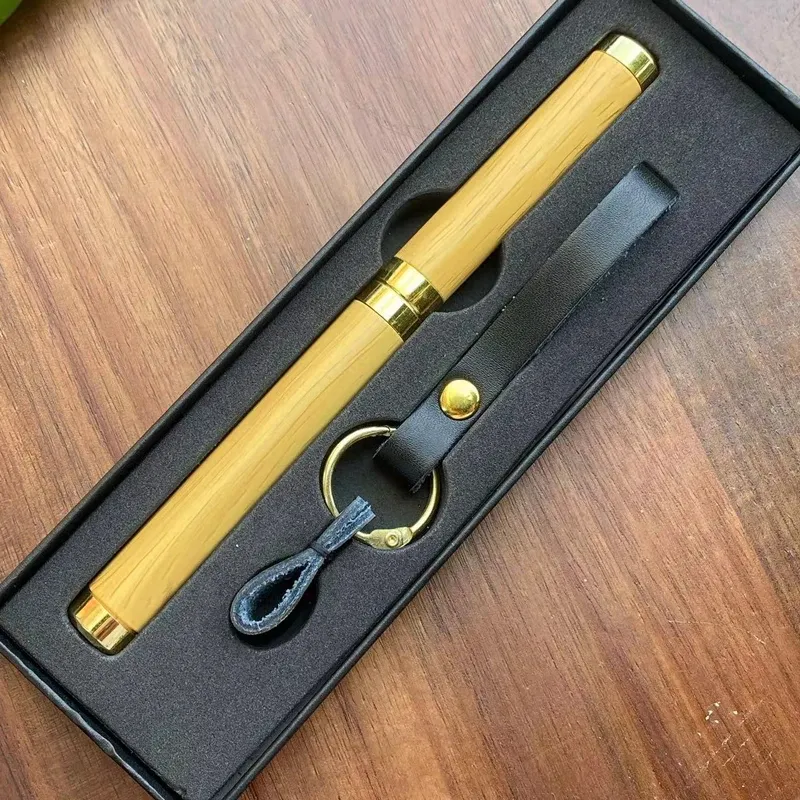 Mini coltello da tasca in acciaio di Damasco Tanto Blade Strumento di sopravvivenza da campeggio Coltelli portatili da esterno EDC Coltello da autodifesa tutti i giorni con confezione regalo