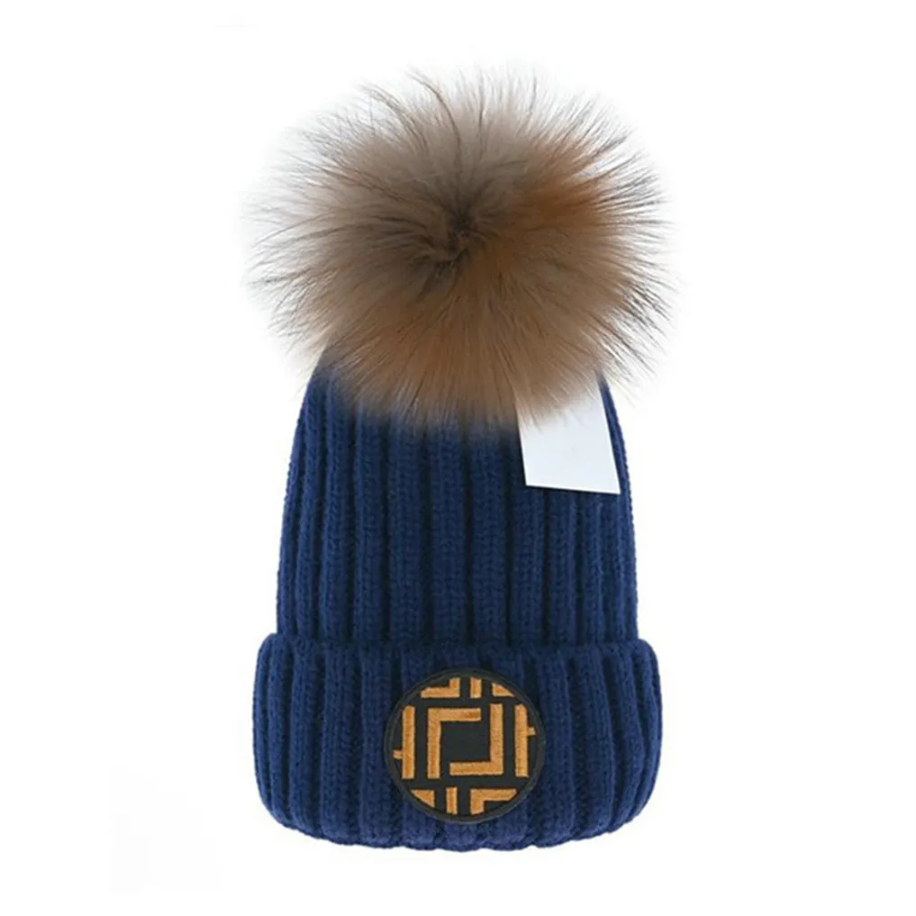 Fashion Women Knit Beanie Designer Warm Winter Hats Large Faux Bobble Knitted Ski Cap Z-13